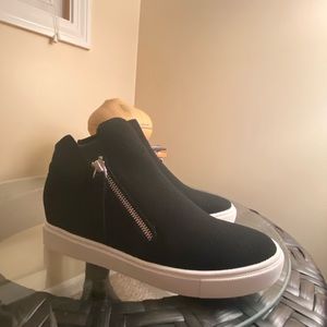 Black and white wedged sneakers NEVER WORN